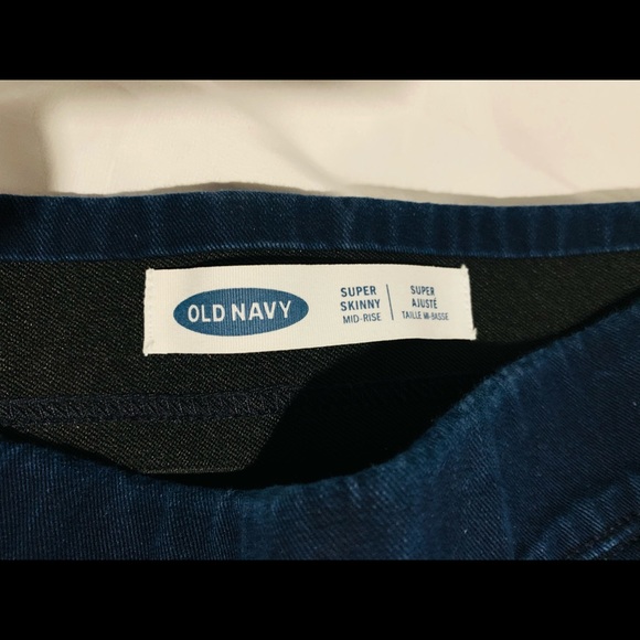Super comfy Elastic waist Super skinny mid rise Sz 12 old navy stretch jeans - Picture 2 of 4